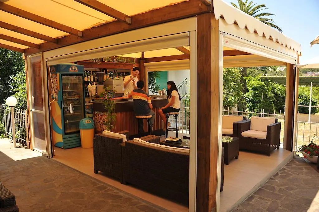 Hotel Edera Procchio