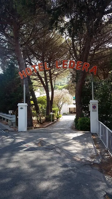 Hotel Edera Procchio  3*, Procchio (Isola d'Elba) Italy
