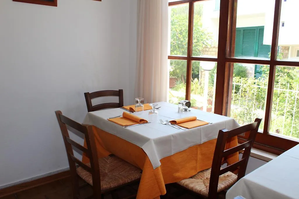 Hotel Edera Procchio